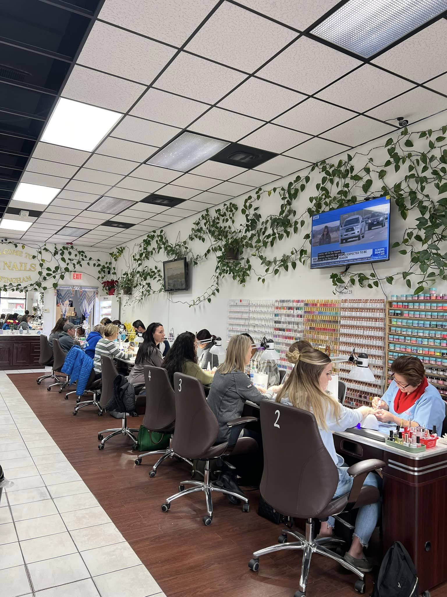 Tiệm cần thợ biết làm everything