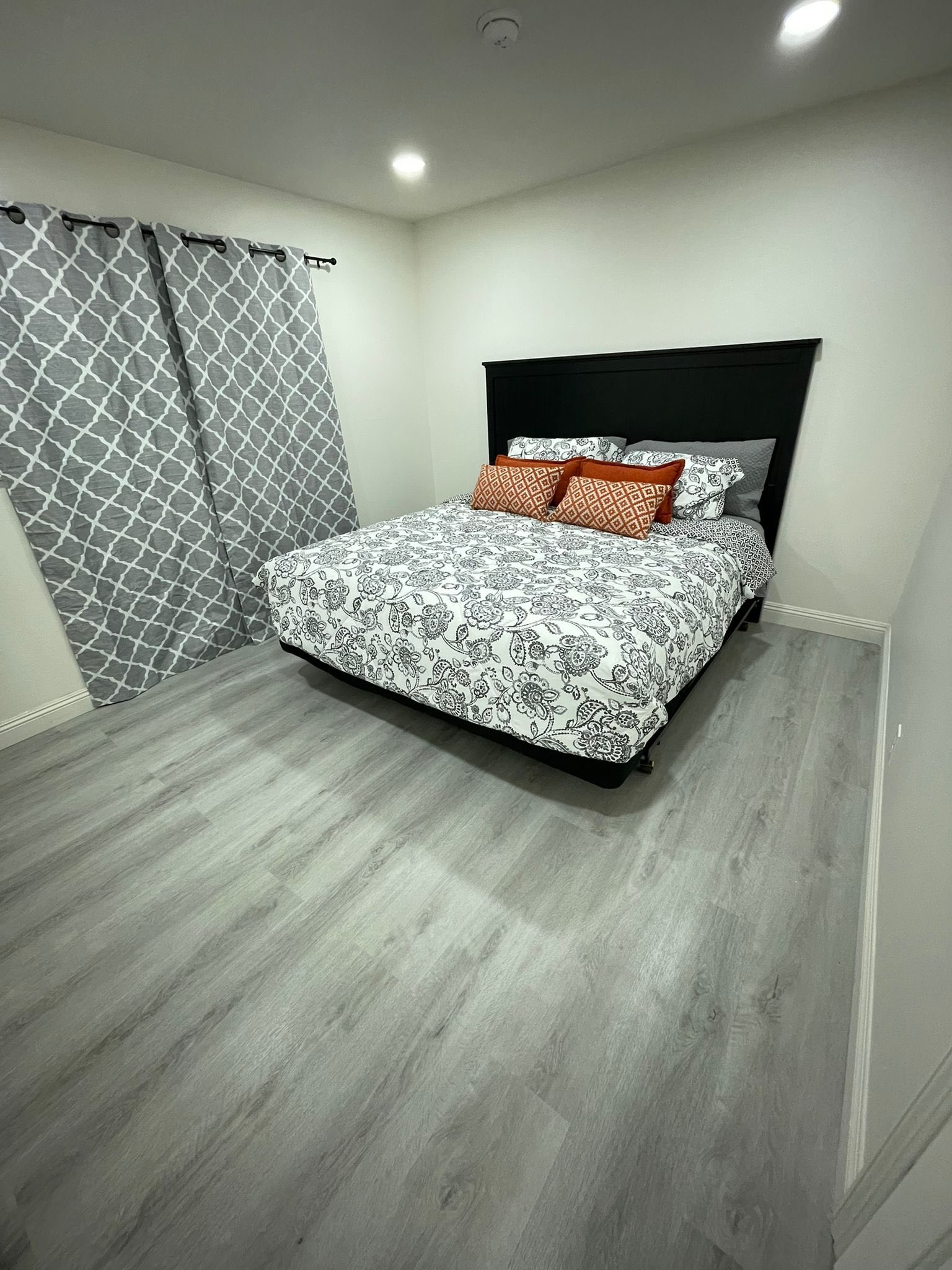 room available for rent