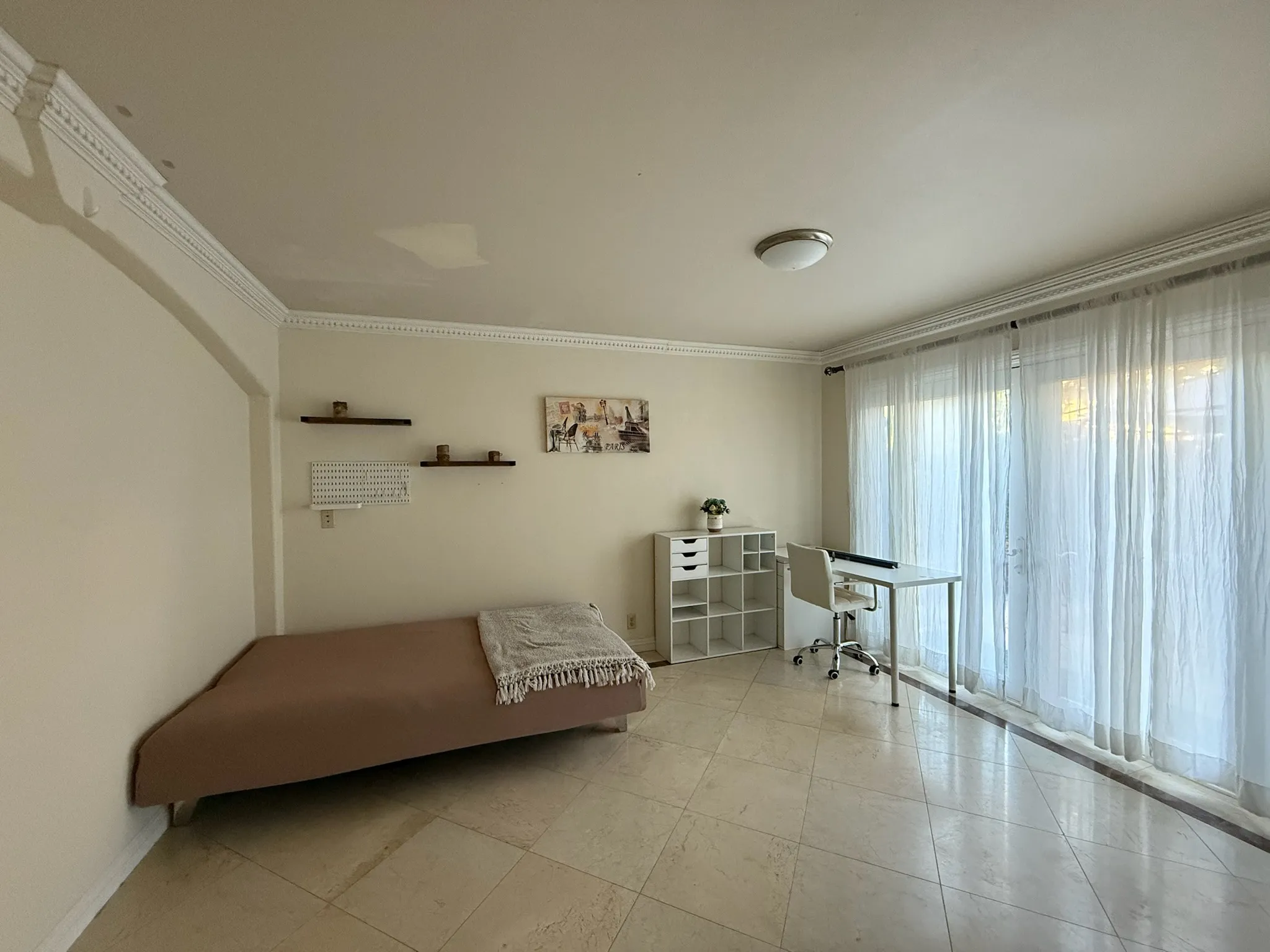 🏡 CHO SHARE PHÒNG – KHU BOLSA, NHÀ ĐẸP – AN NINH – DỌN VÀO NGAY!