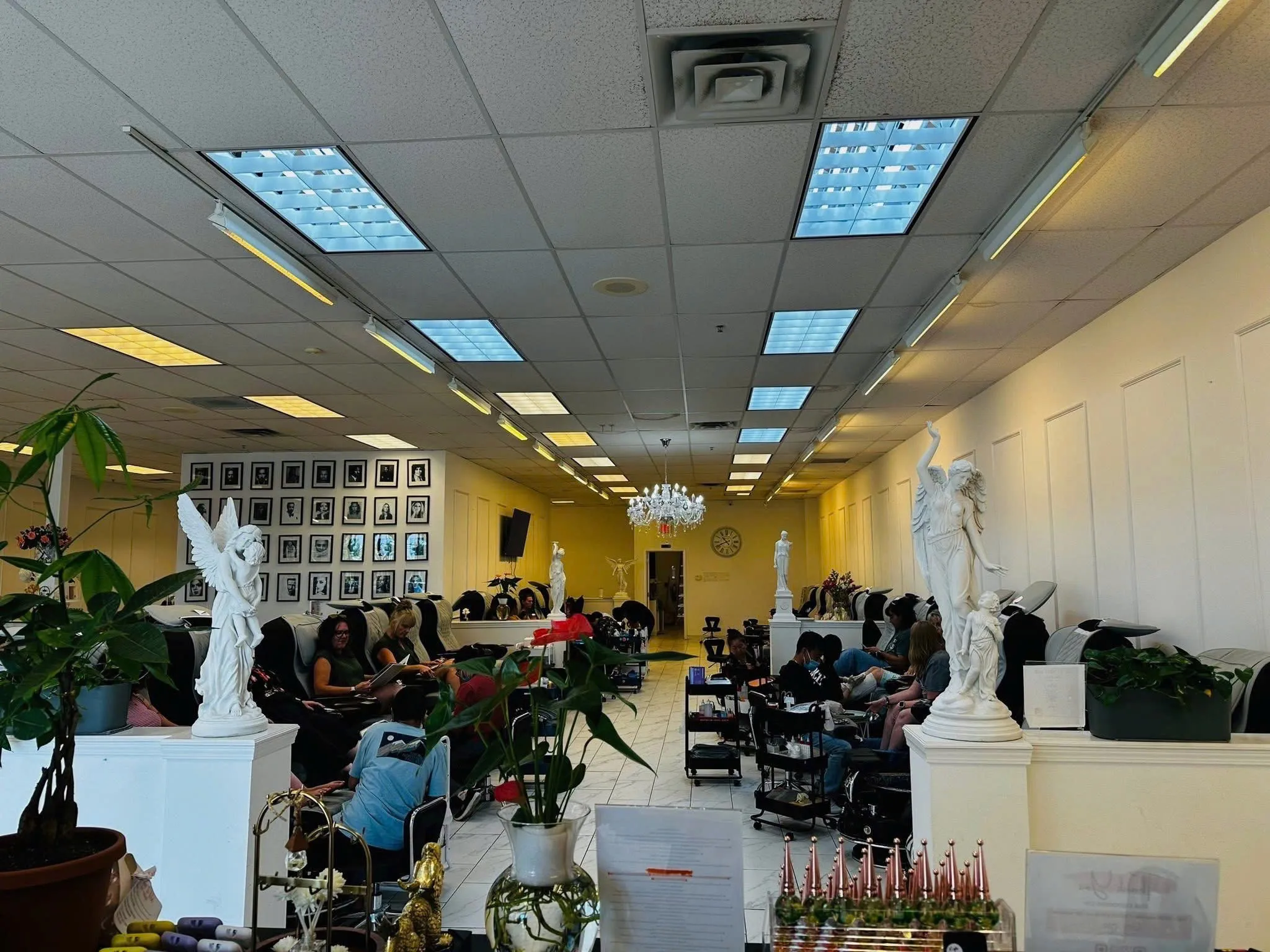 🌿 TUYỂN THỢ NAIL TẠI FAYETTEVILLE, ARKANSAS 🌿